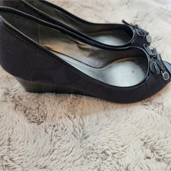 COACH PAOLA BLACK WEDGE SIZE 7.5 - Picture 3 of 9